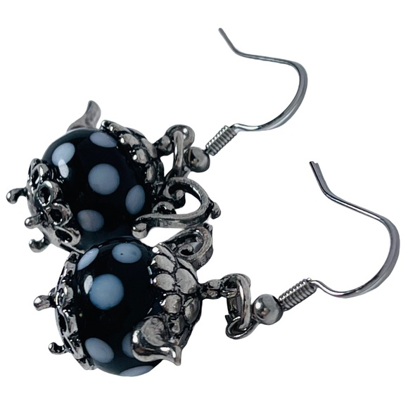 Polka dot glass black & white teapot dangly charm earrings NEW - Picture 4 of 6